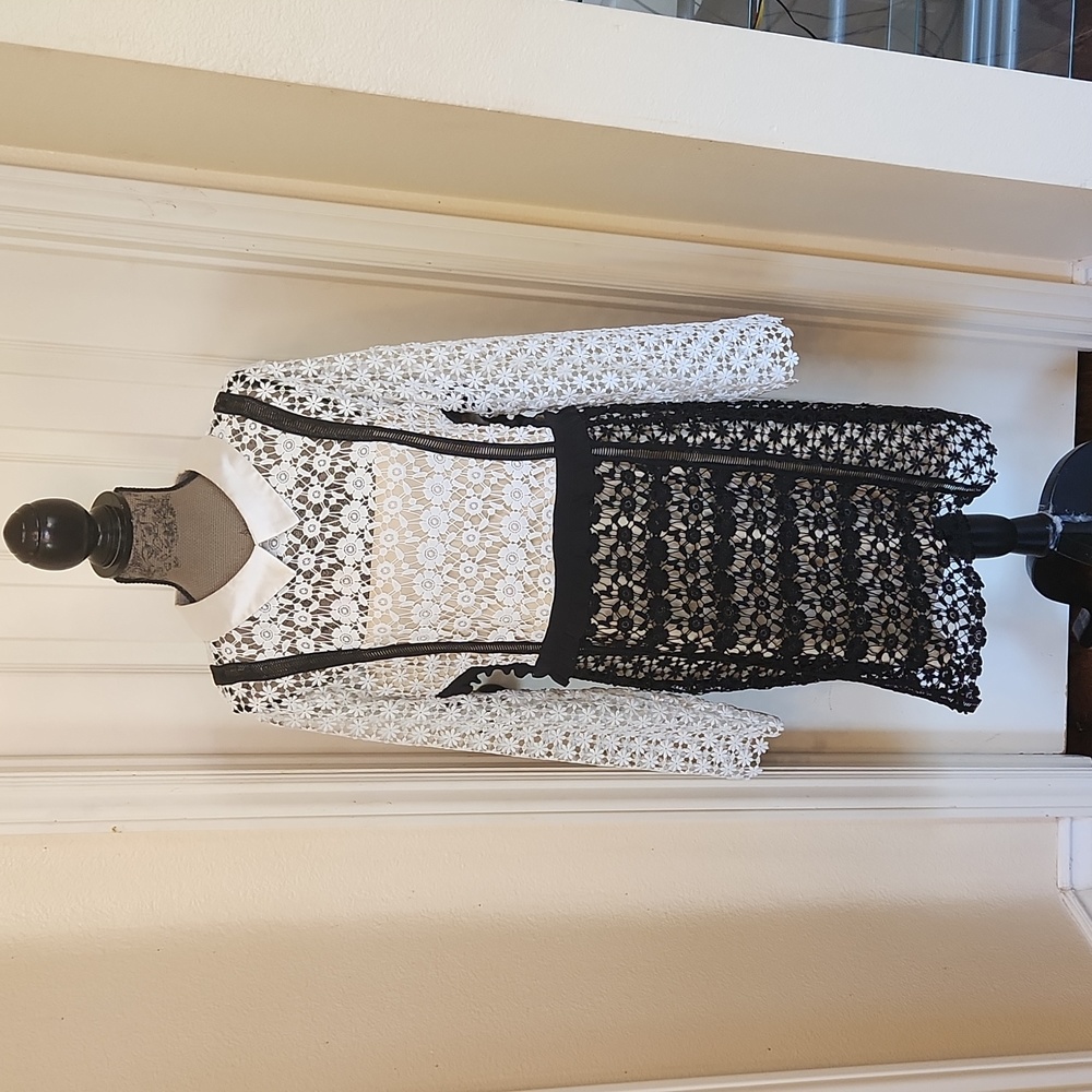 Black/White Lace Flower Colored Dress